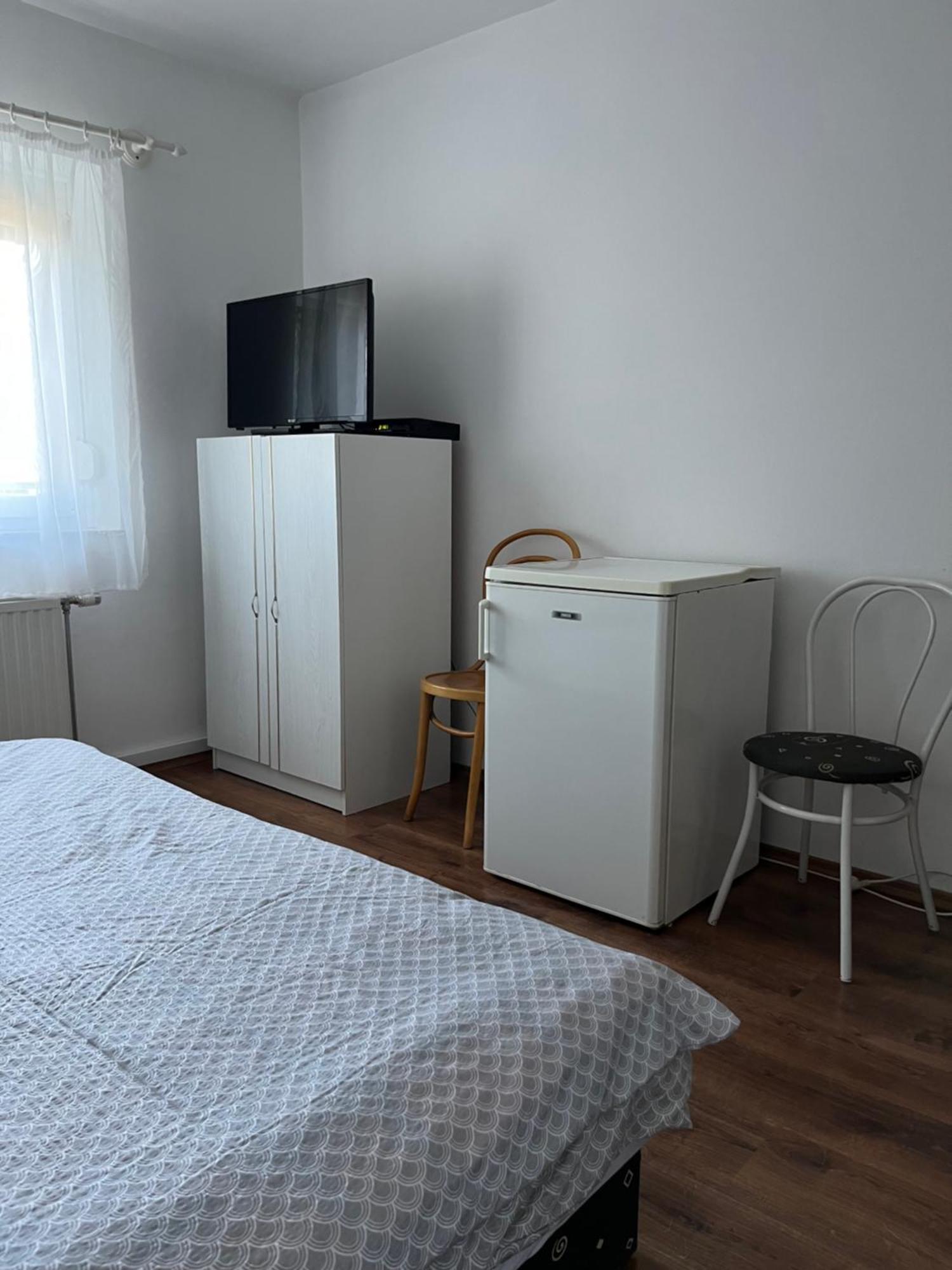 Gyoergyi Haus Hotel Bük Eksteriør billede